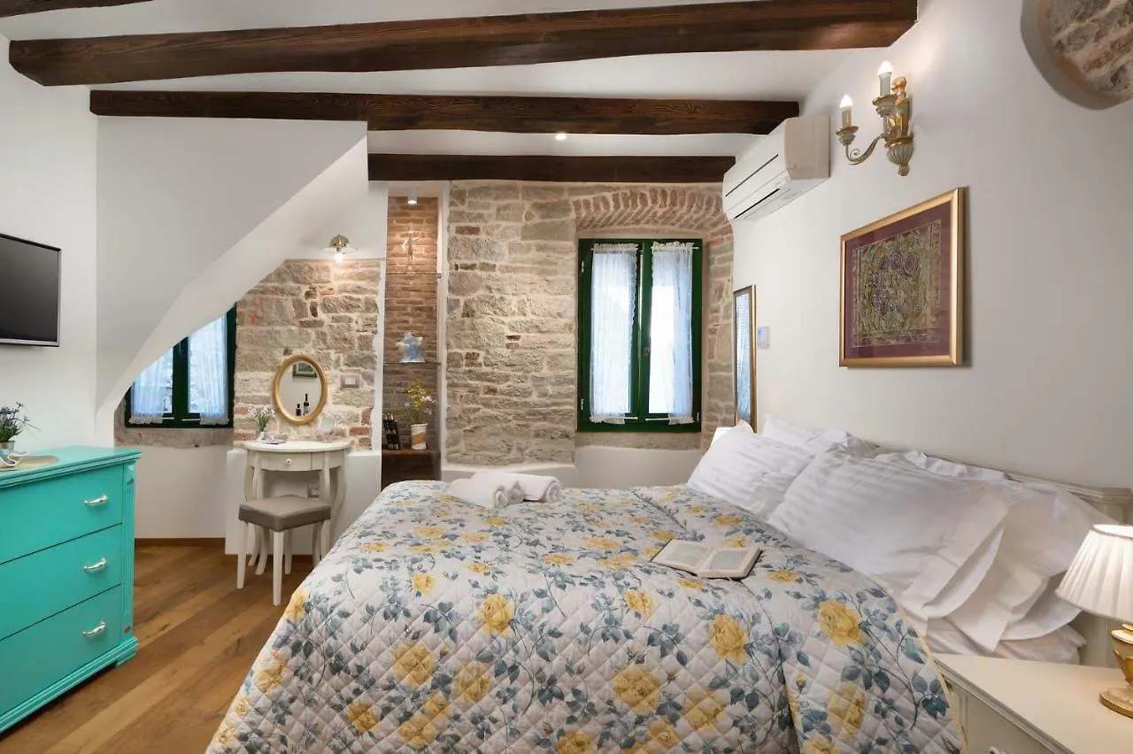 Monterosso Old Town Apartment Rovinj Croatia